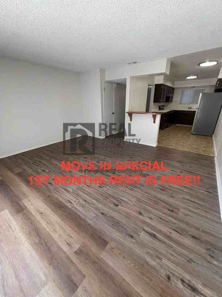 2403 Olive St #2403