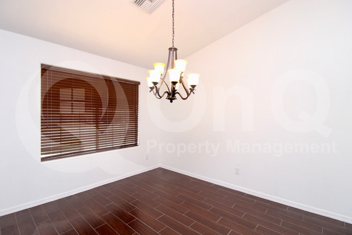 3740 W Charlotte Dr - Photo 7 of 19