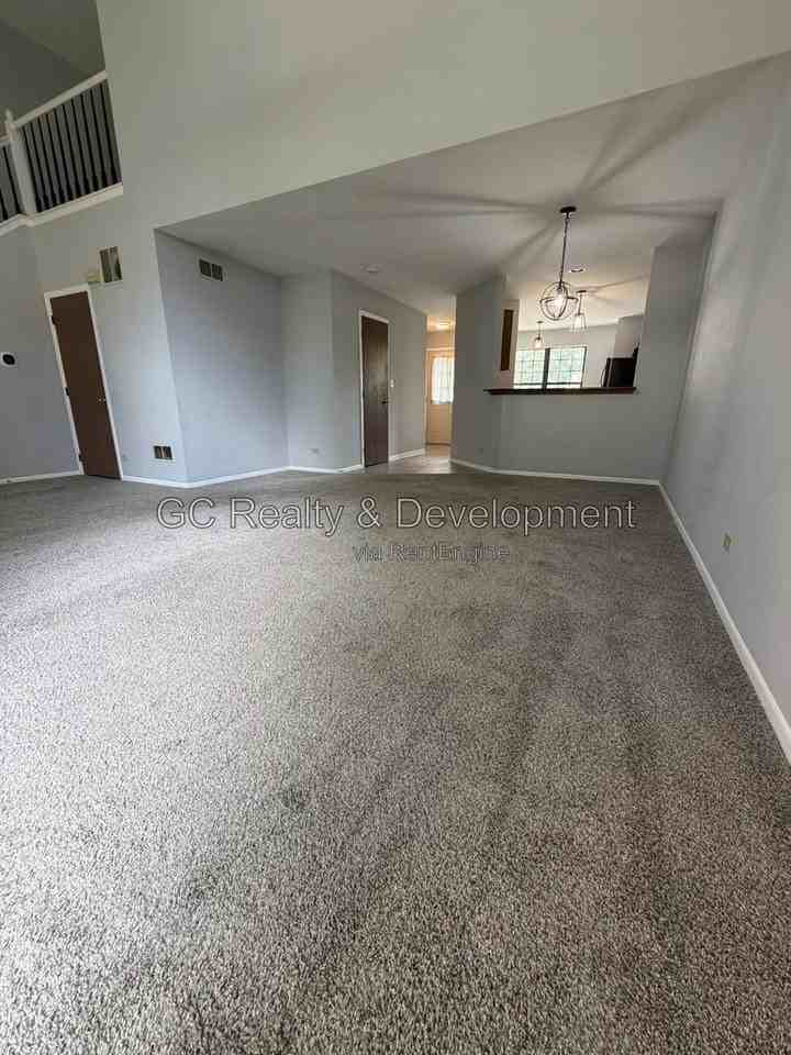 222 Oak Knoll Ln - Photo 6 of 14