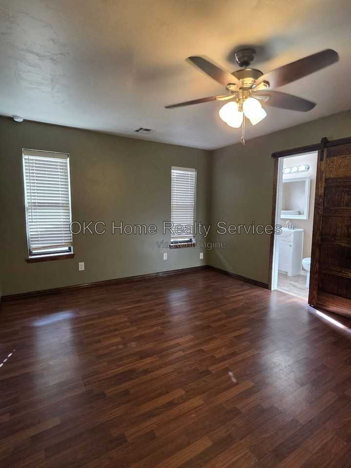 1012 Cooper Ln - Photo 5 of 25