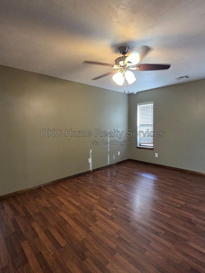1012 Cooper Ln - Photo 6 of 25