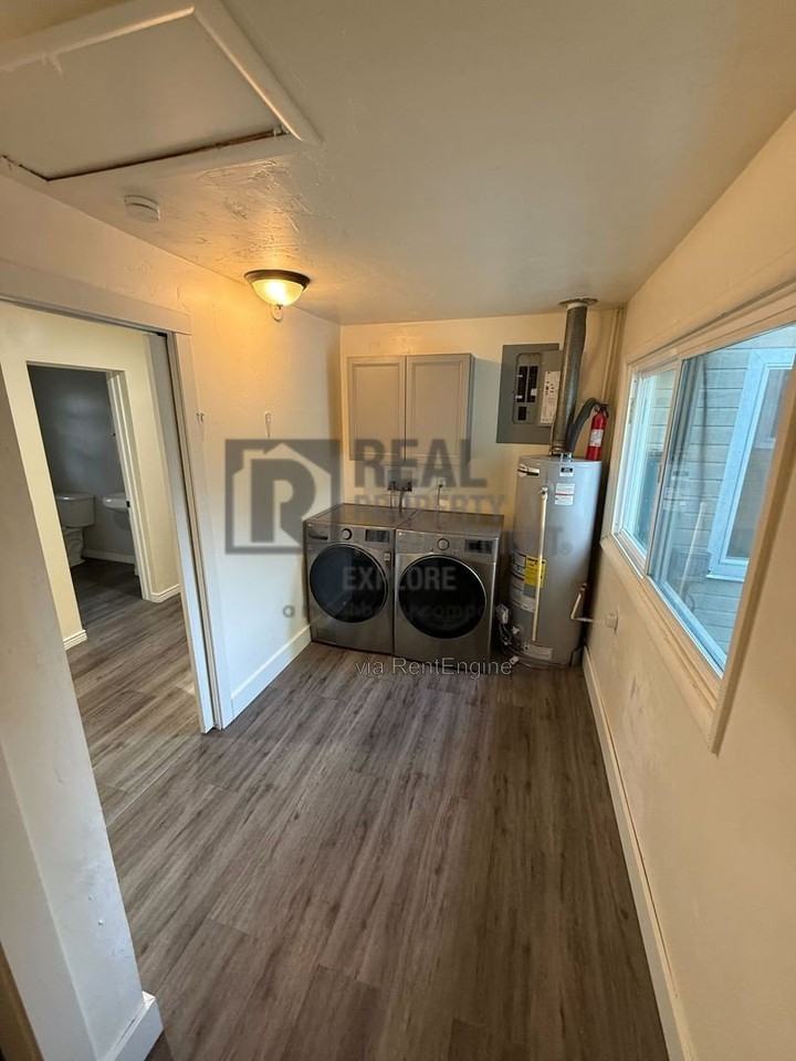 1533 3rd Ave W - Photo 7 of 28