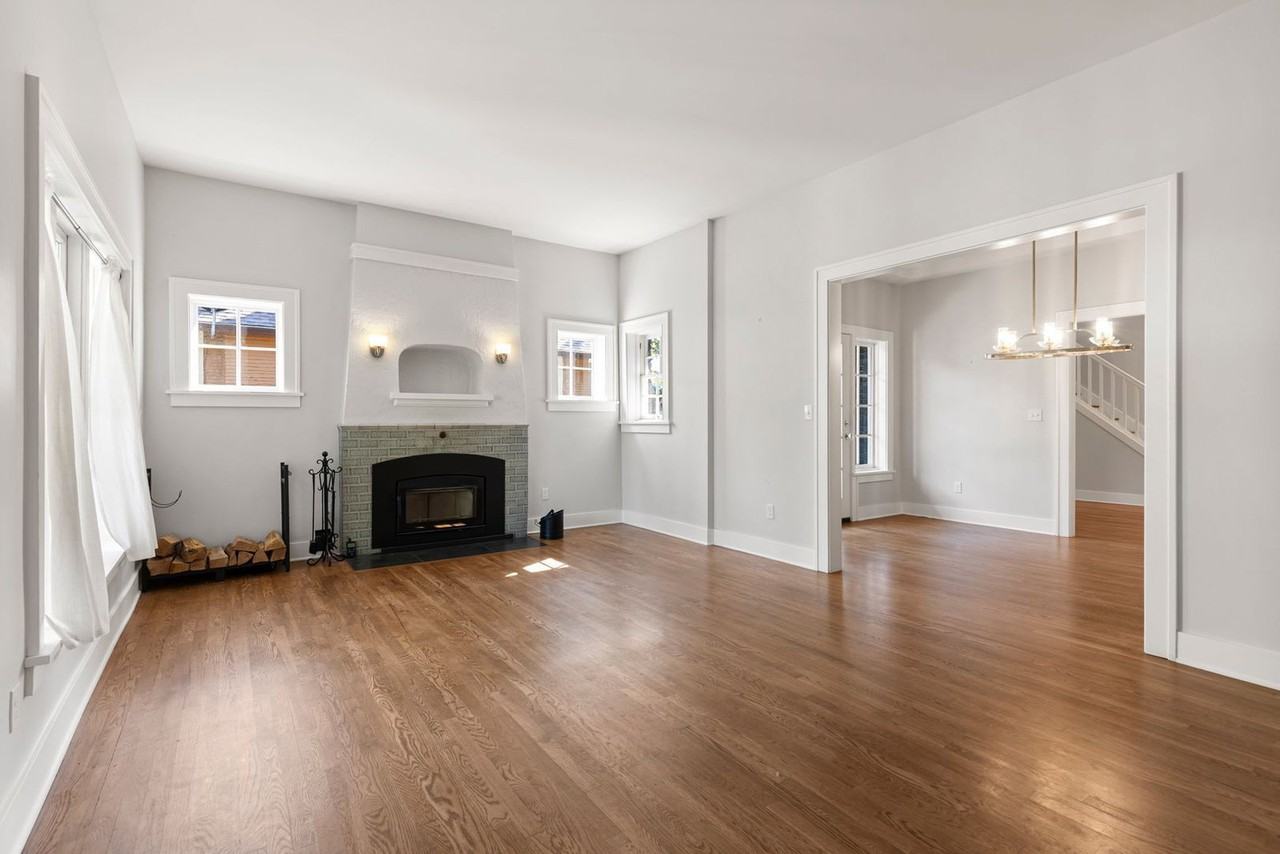 2715 Ne 35th Ave - Photo 2 of 33