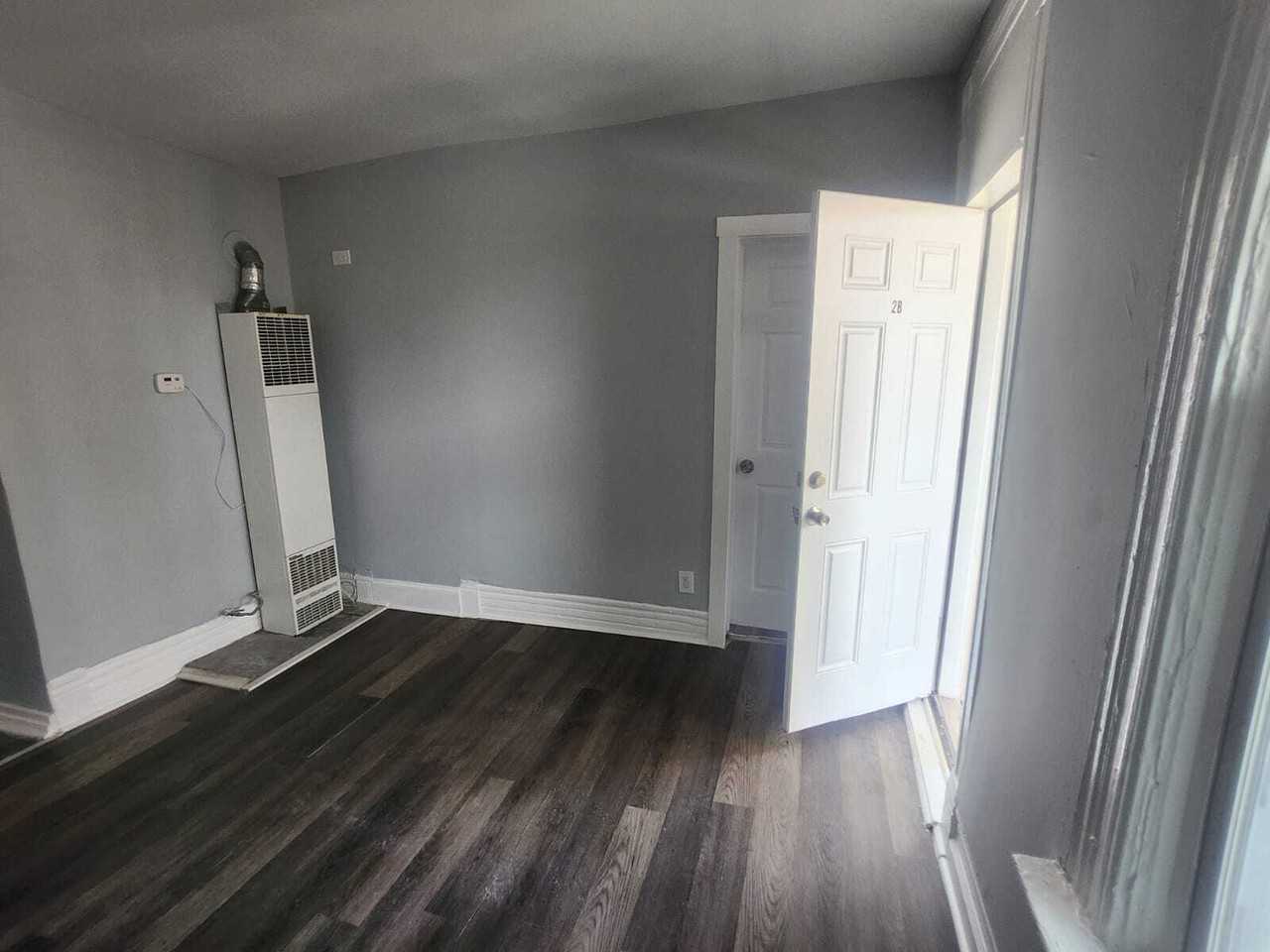8927 S Muskegon Ave #2B - Photo 5 of 10