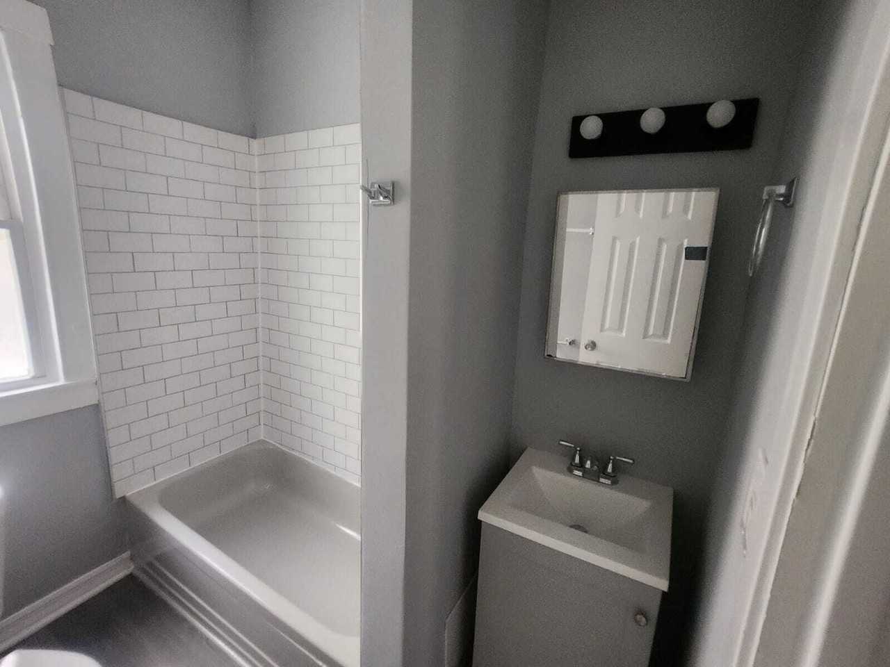 8927 S Muskegon Ave #2B - Photo 7 of 10