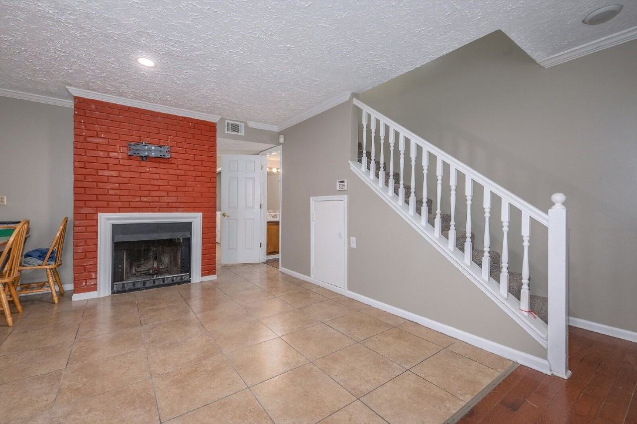 101 Coventry Woods Dr - Photo 5 of 24