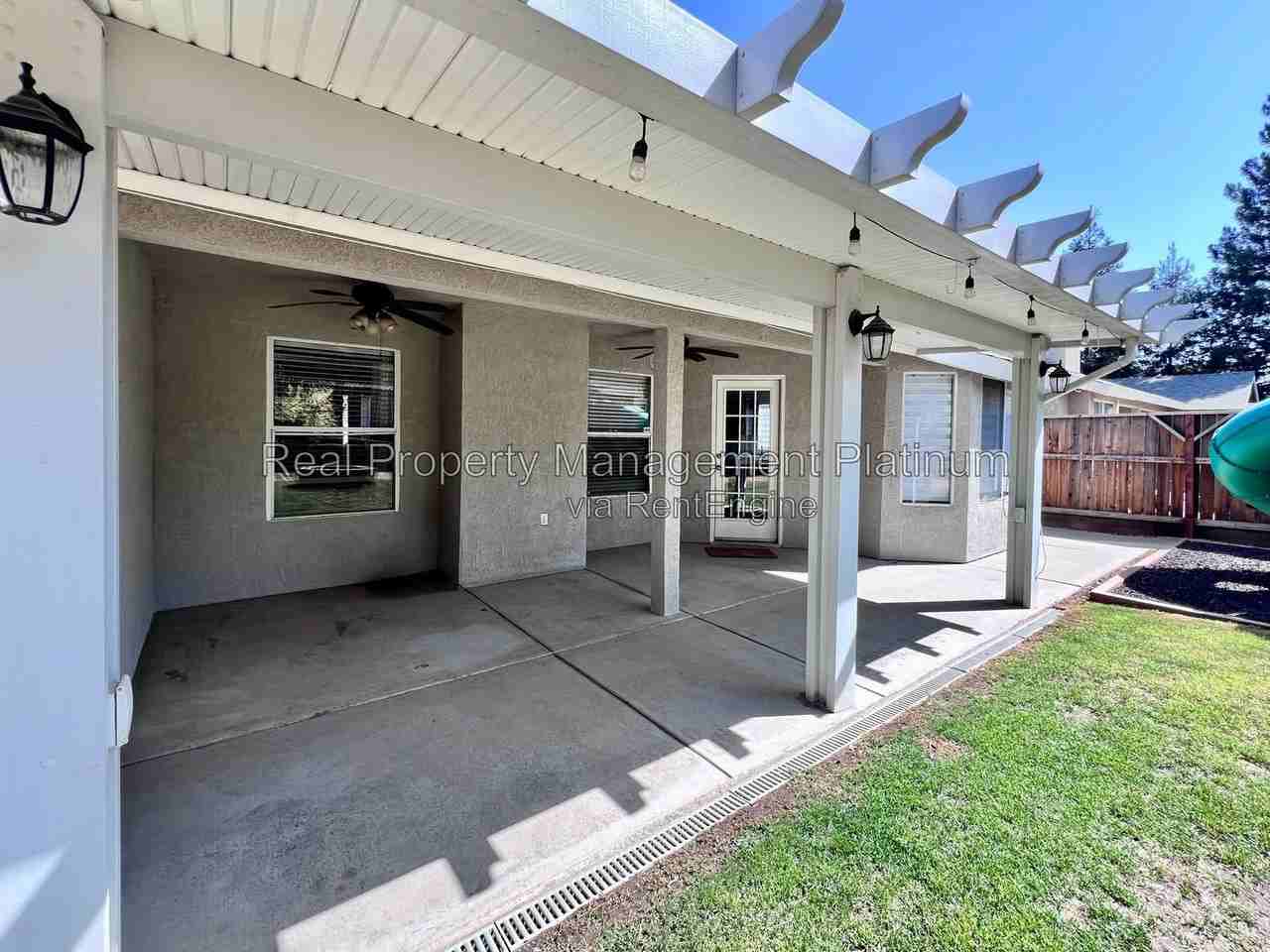 5705 N Cleo Ave - Photo 6 of 23
