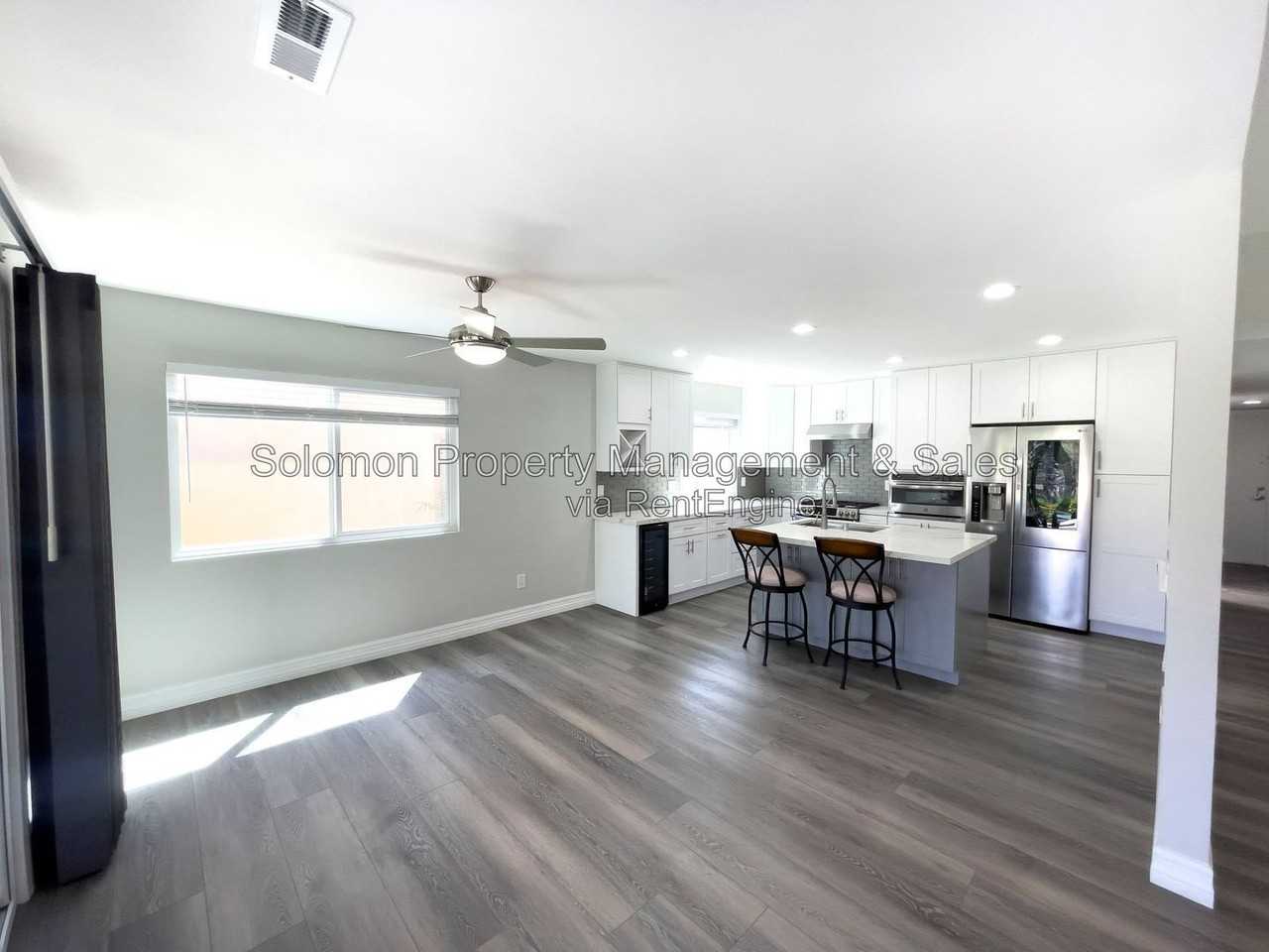 1956 Palmer Dr - Photo 4 of 26