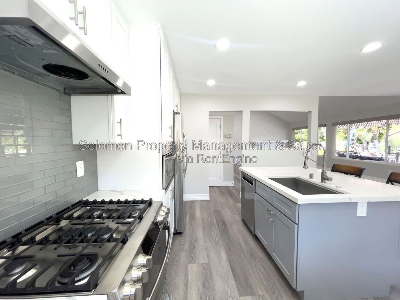 1956 Palmer Dr - Photo 5 of 26