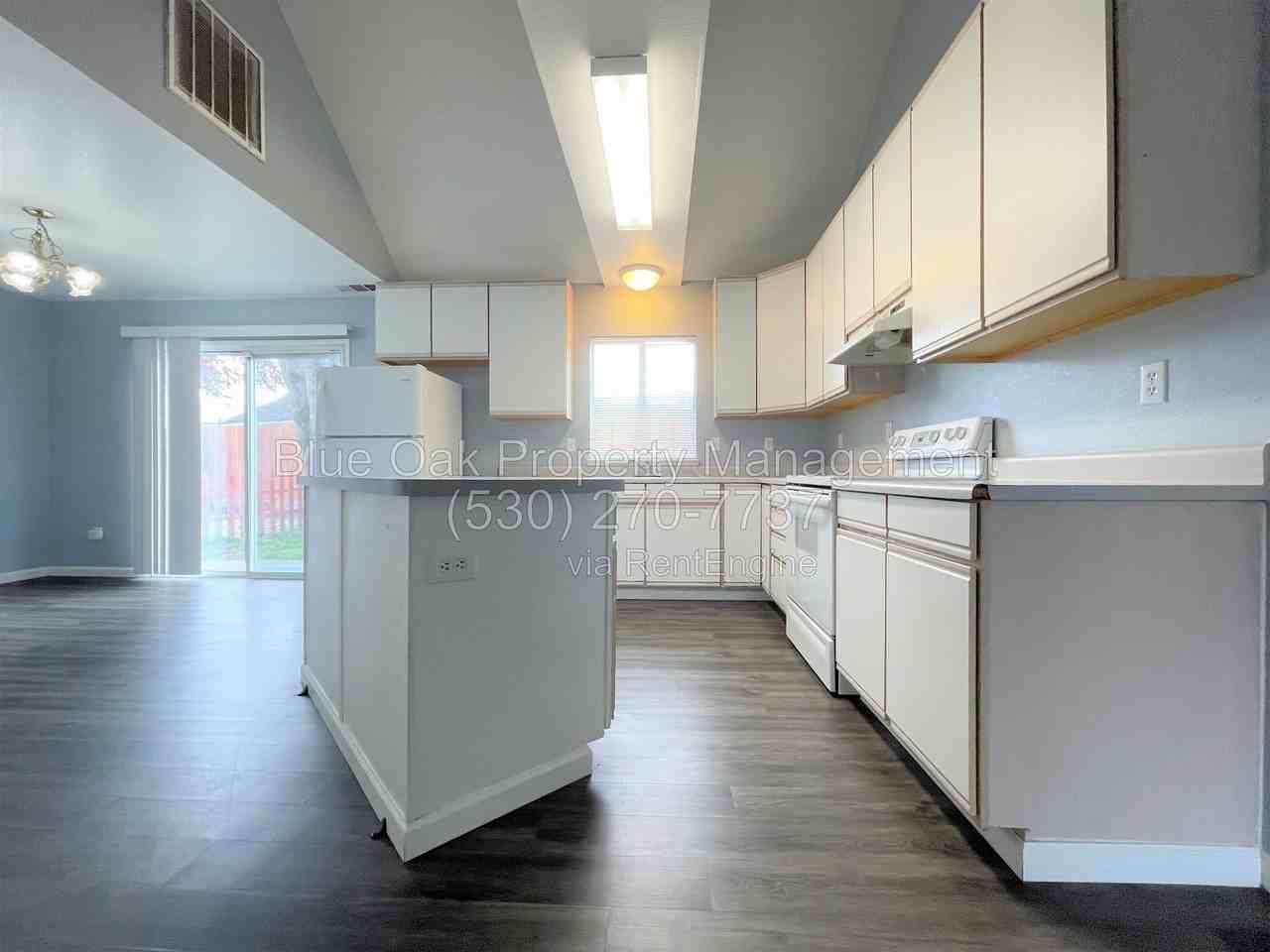2756 Revere Ln - Photo 4 of 14