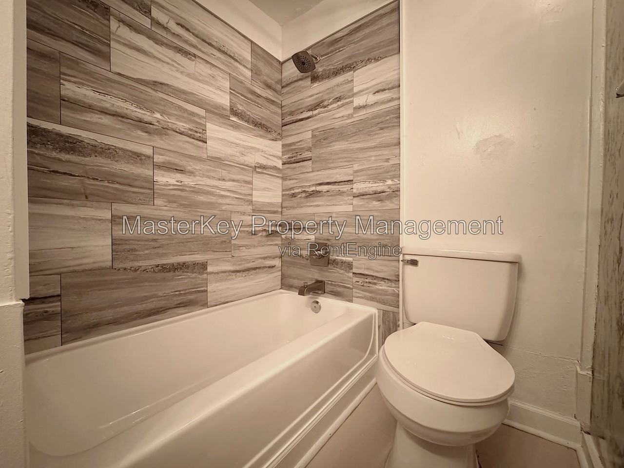 302 Raynor St #B - Photo 2 of 16