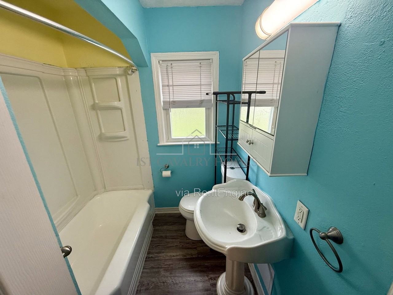 33 Pierce Ave - Photo 7 of 11