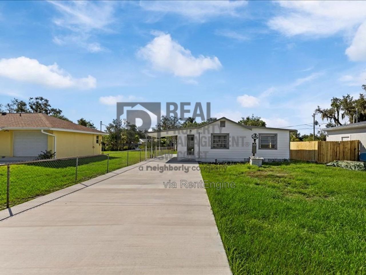 8025 Roy Dr - Photo 2 of 22