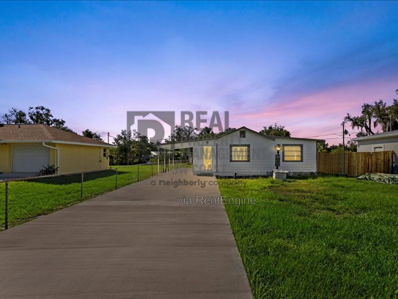 8025 Roy Dr - Photo 3 of 22
