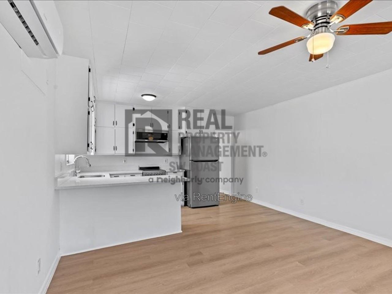 8025 Roy Dr - Photo 5 of 22