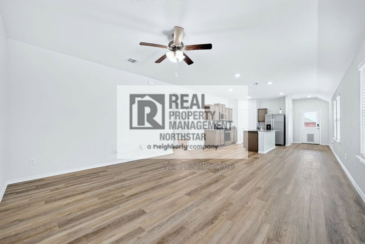 848 Good Cheer Ln - Photo 5 of 37