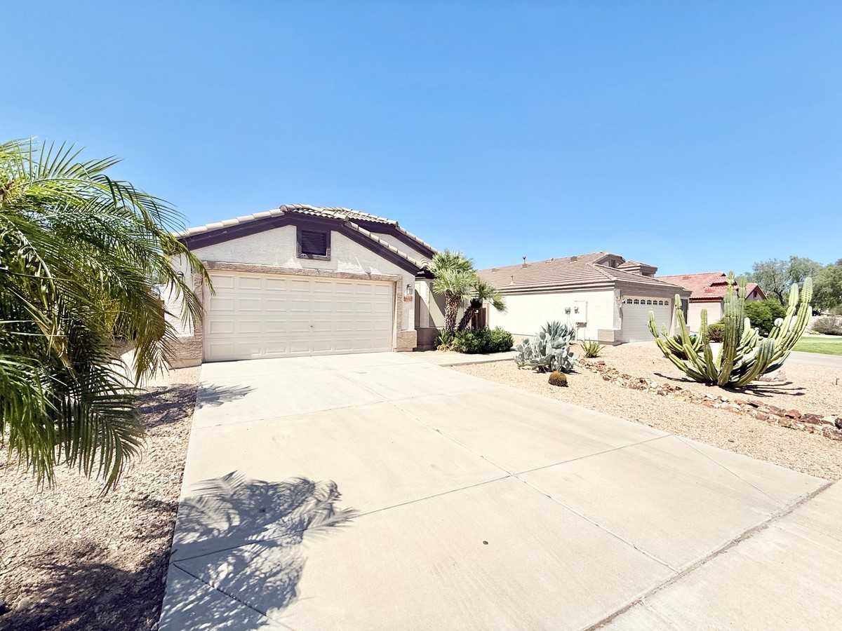 15532 W Port Royale Ln - Photo 4 of 39
