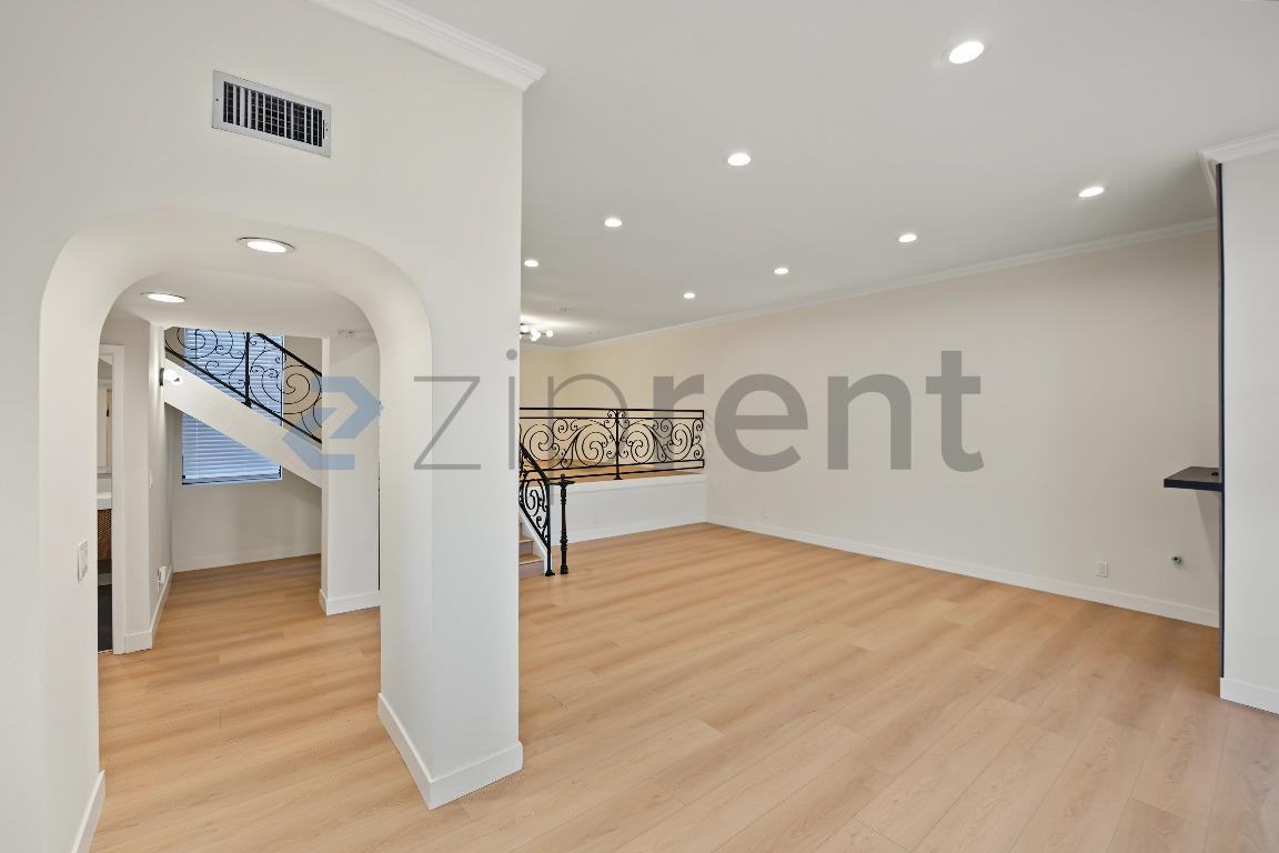 5541 Edward E Horton Ln - Photo 7 of 29