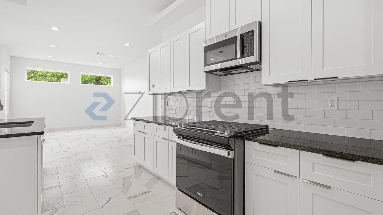2920 El Fenice Ln - Photo 7 of 22