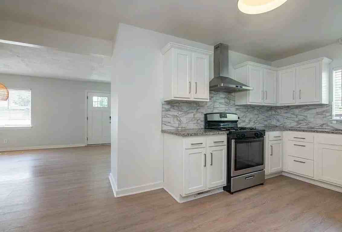 4816 3rd Ave S #NA - Photo 4 of 25