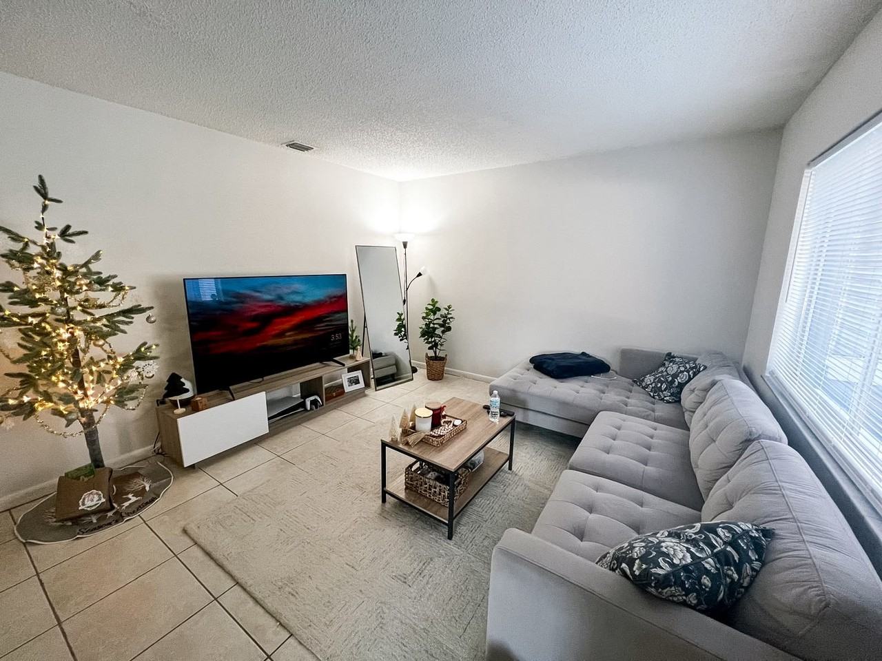 518 Camino Ct #NA - Photo 2 of 8