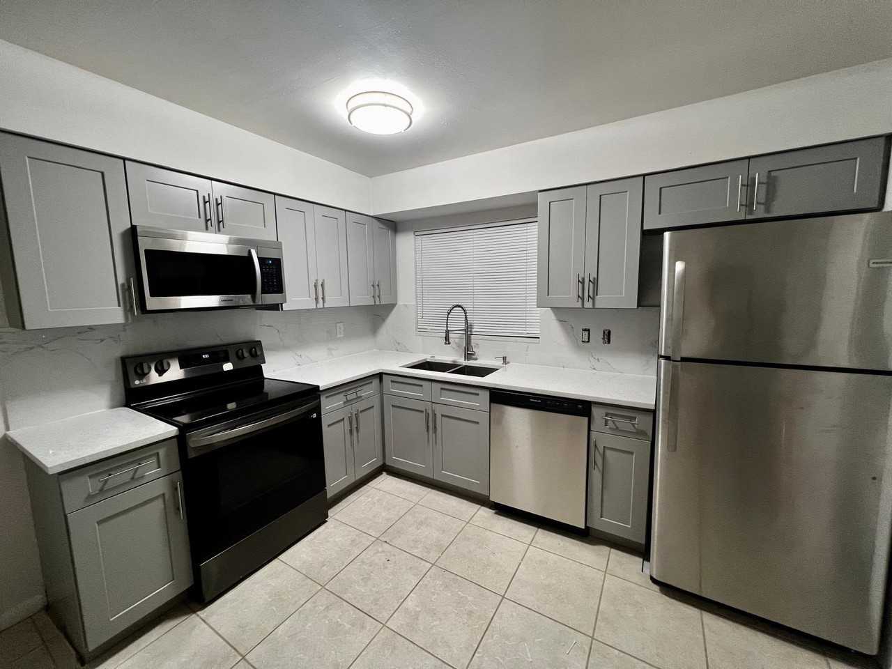 518 Camino Ct #NA - Photo 3 of 8