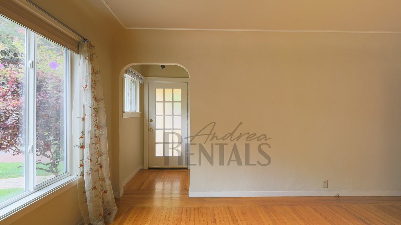 516 Curtis St #NA - Photo 3 of 29