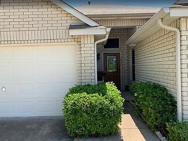 18504 Shadow Ridge Dr #NA - Photo 2 of 31