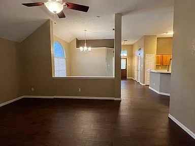 18504 Shadow Ridge Dr #NA - Photo 5 of 31