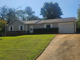 100 Wilma Dr - Photo 1 of 1