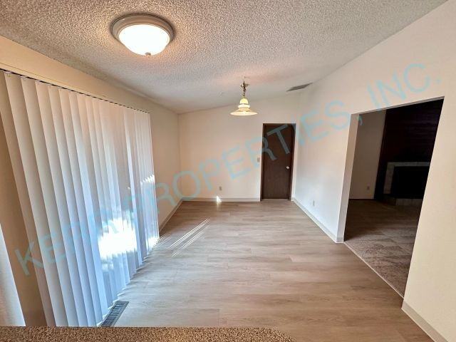 5021 Se 111th Ave - Photo 6 of 22