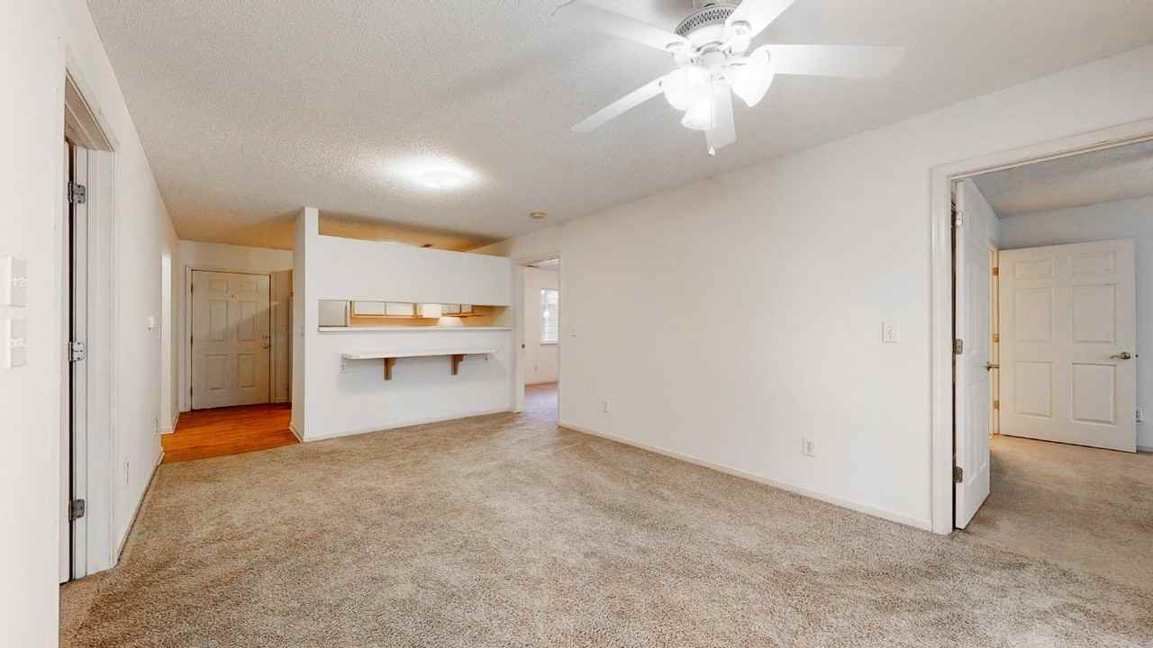 334 Brownlea Dr #6B - Photo 2 of 13