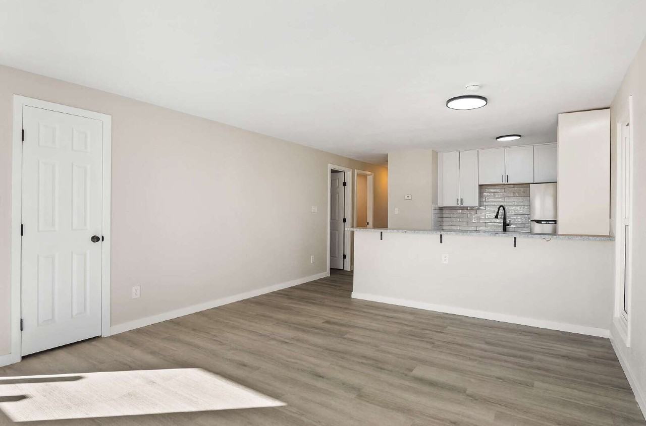 2406 Pattison Ave Apt D - Photo 6 of 21