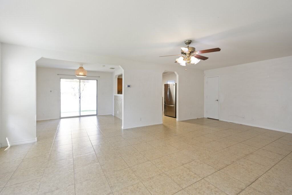 335 Cedron Chase - Photo 3 of 23