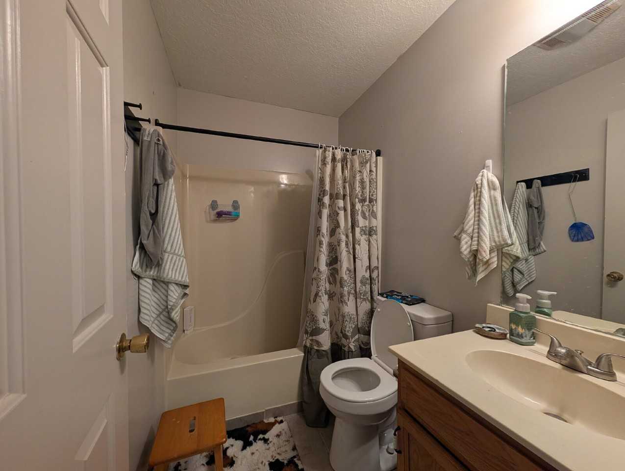 587 Baker Rd - Photo 5 of 7