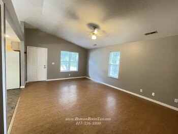 190 Highland Blvd - Photo 7 of 16