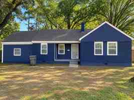 featured image of 1098 S Highland St