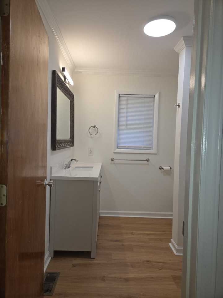 114 Ballard Dr - Photo 4 of 6