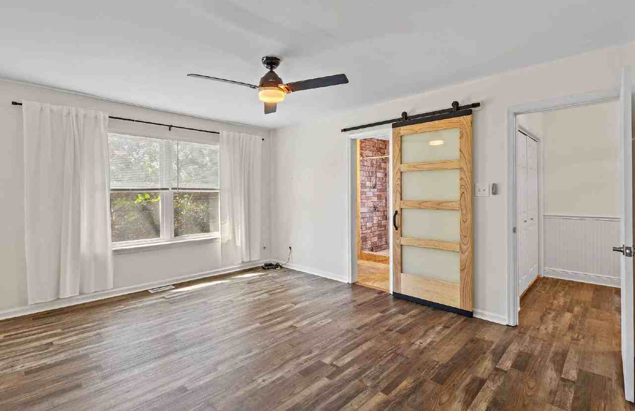 2305 Merl Cir - Photo 7 of 10