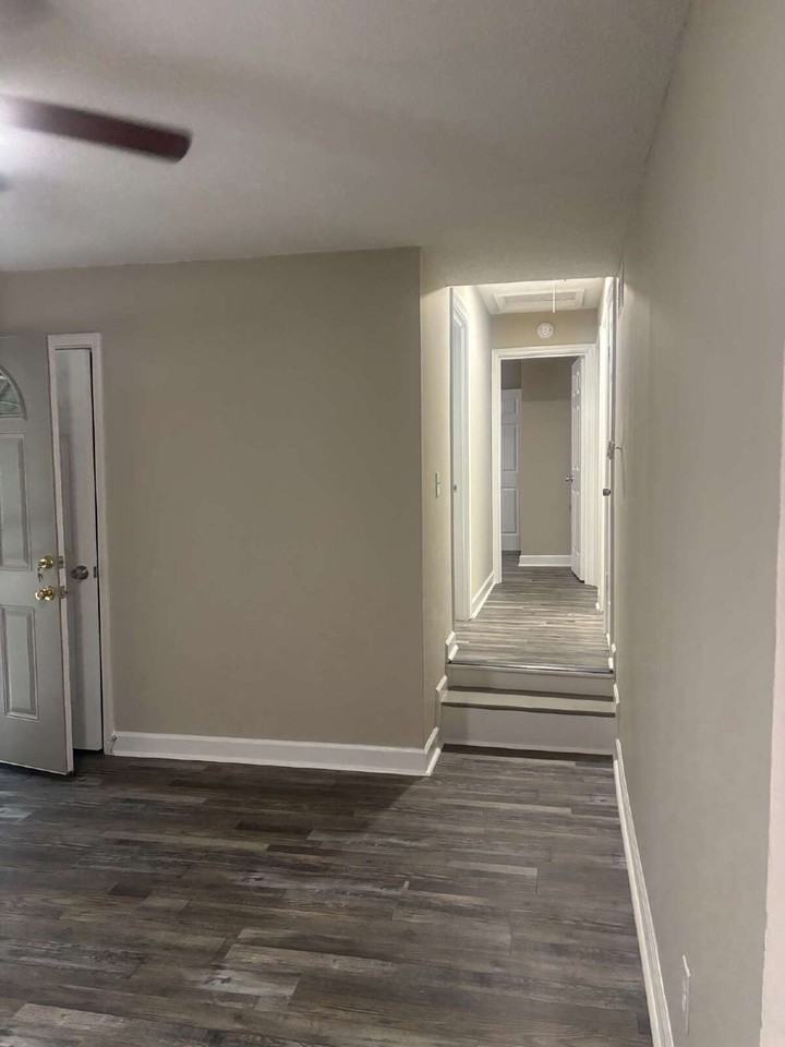 4579 Range Line Rd - Photo 3 of 16
