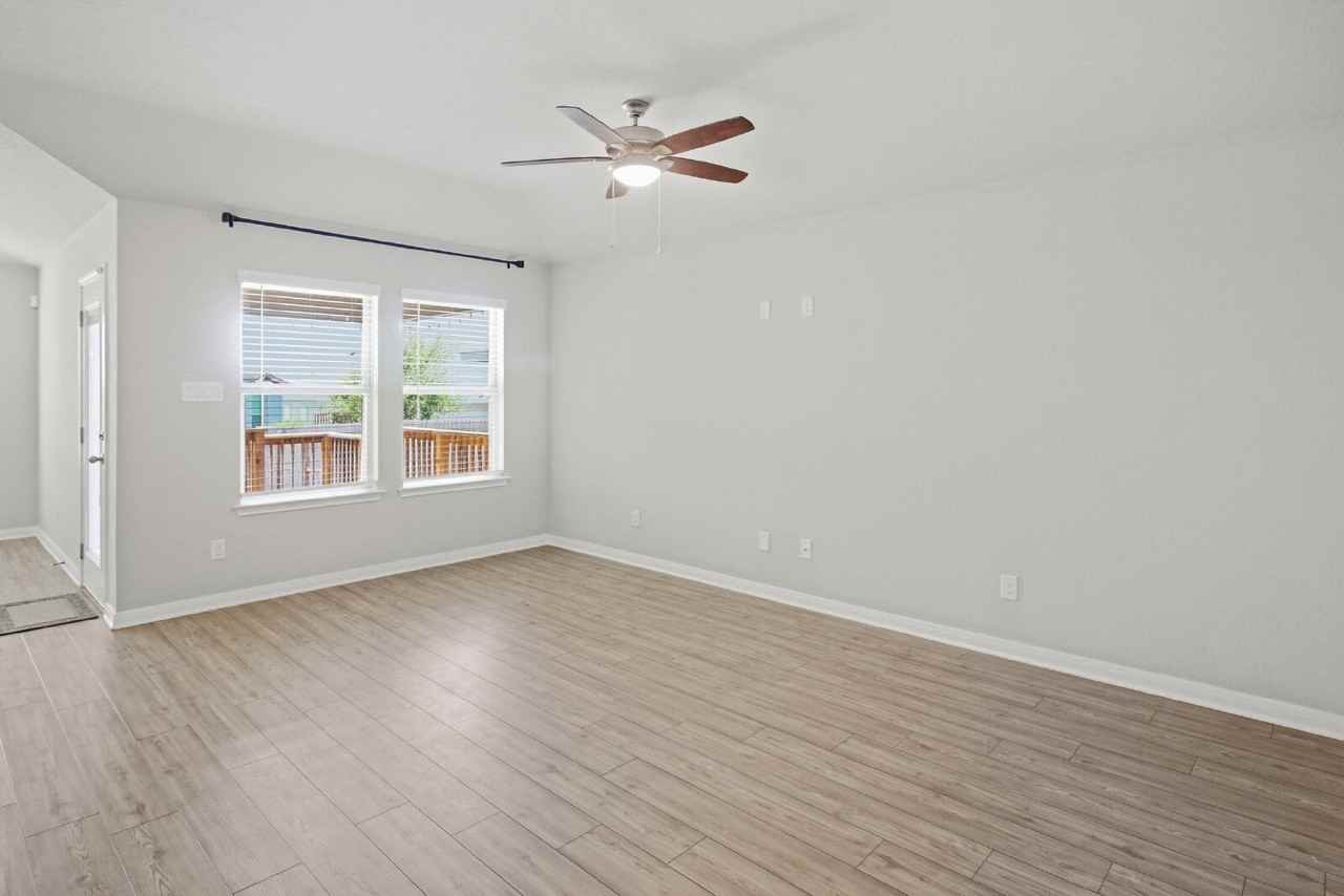 3045 Charyn Way - Photo 5 of 30