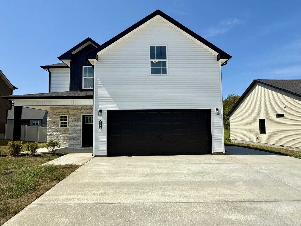 174 Dewberry Ct - Photo 2 of 27
