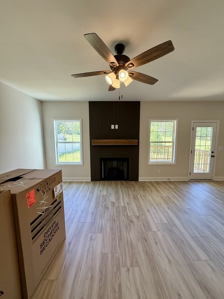 174 Dewberry Ct - Photo 6 of 27
