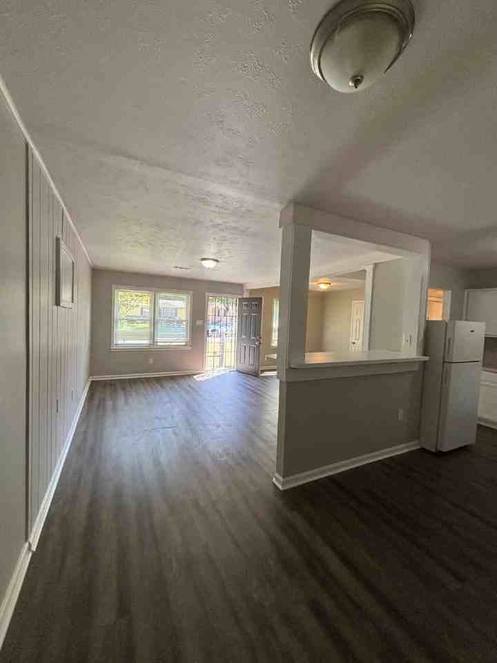 3613 Debby Dr - Photo 7 of 17