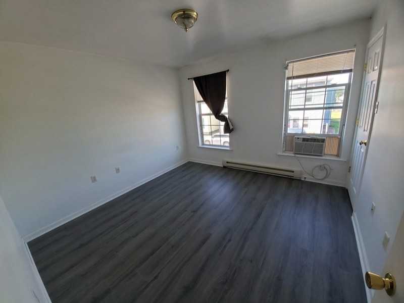 418 Wilson St #W16 - Photo 5 of 11