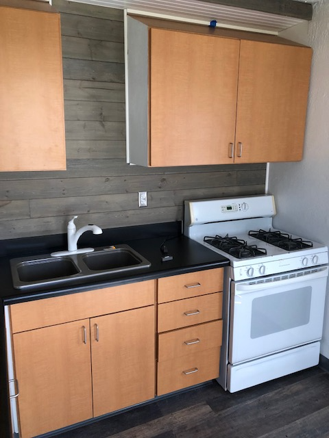 544 E Paulson St - Photo 5 of 11