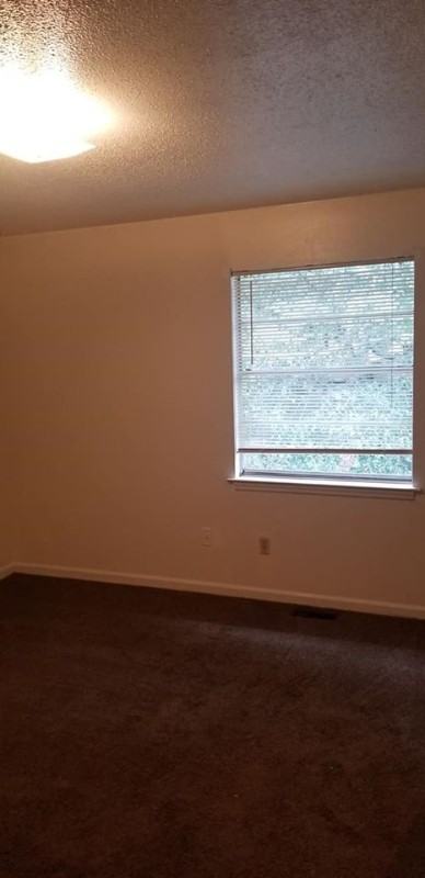 1712 Sanford Dr #3 - Photo 2 of 11