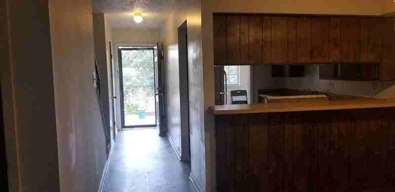 1712 Sanford Dr #3 - Photo 3 of 11
