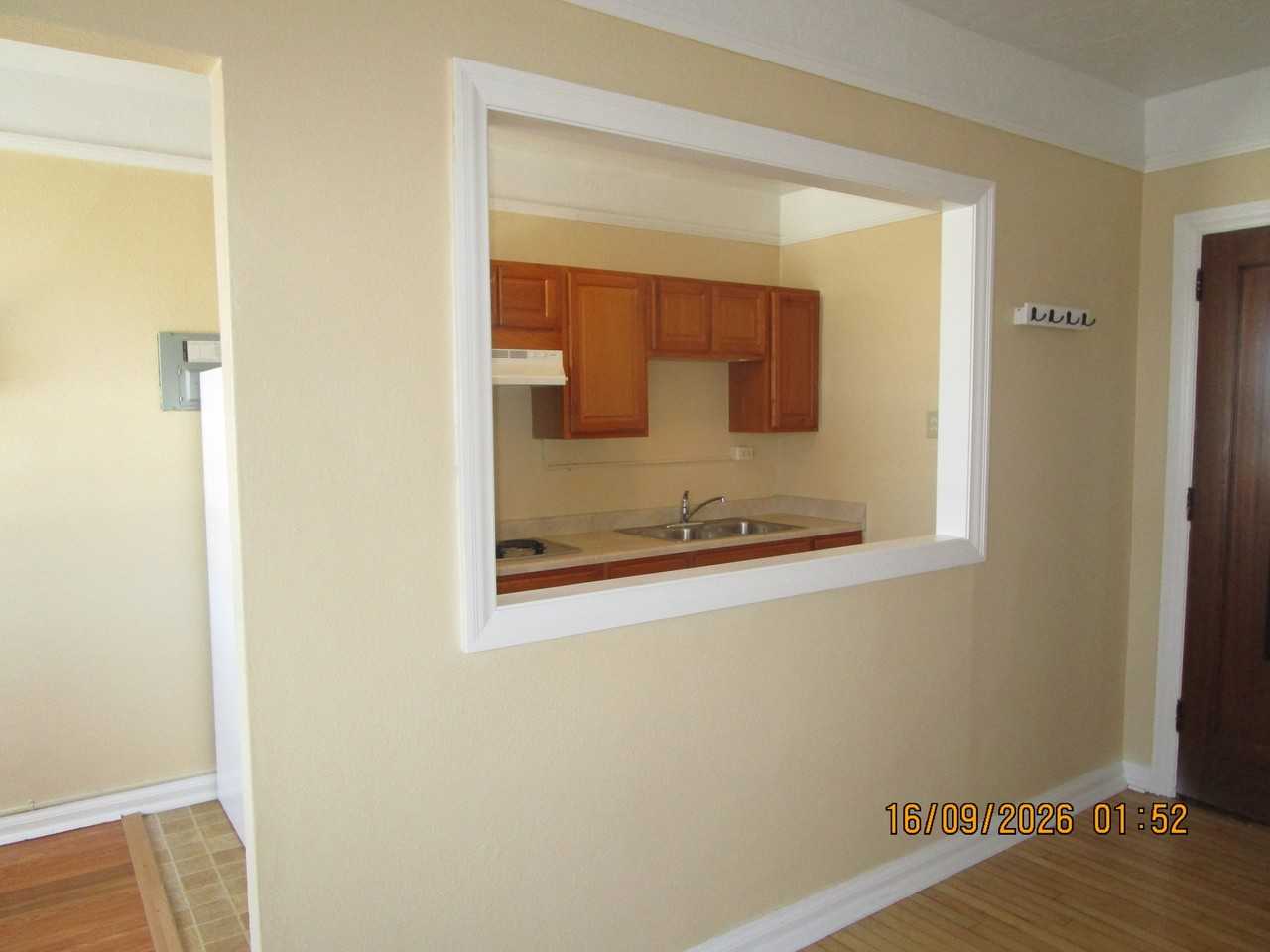 608 Central Ave #306 - Photo 5 of 8