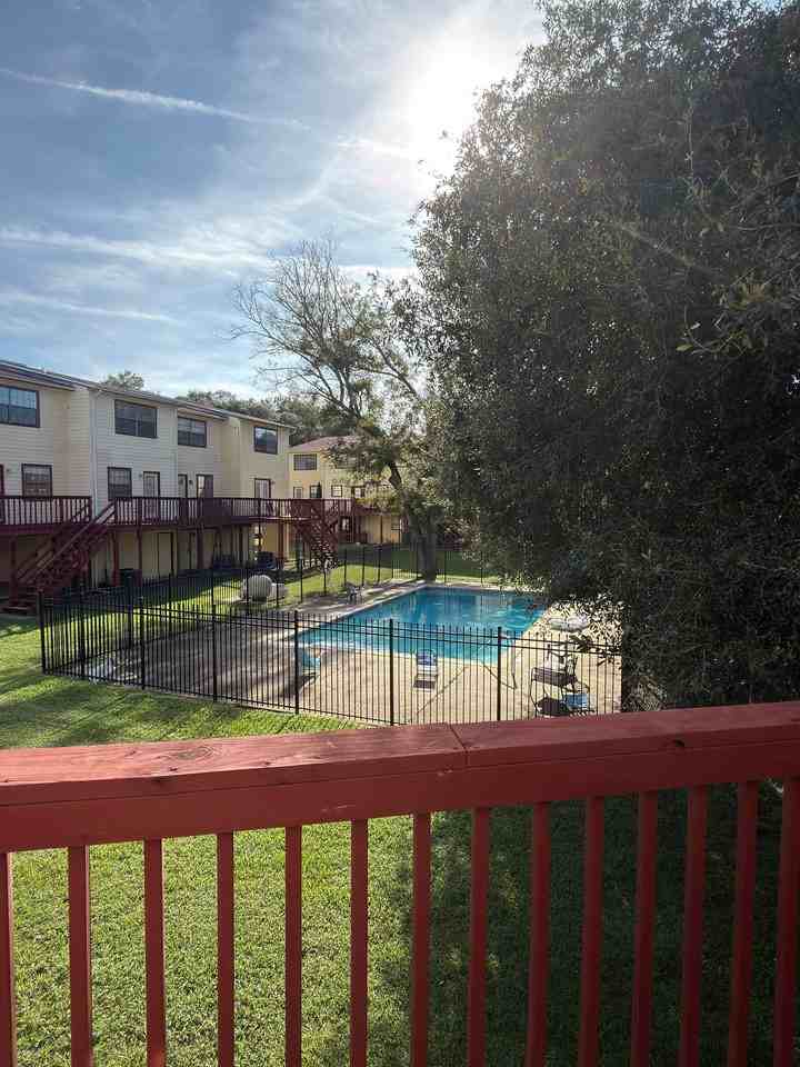 422 Indian Village Trl - Photo 6 of 36
